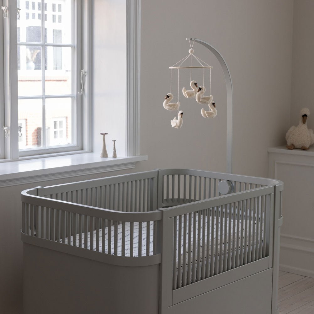 Babybett Sebra (inkl. Umbaumöglichkeit in ein Kinderbett) - Stone Grey - little something