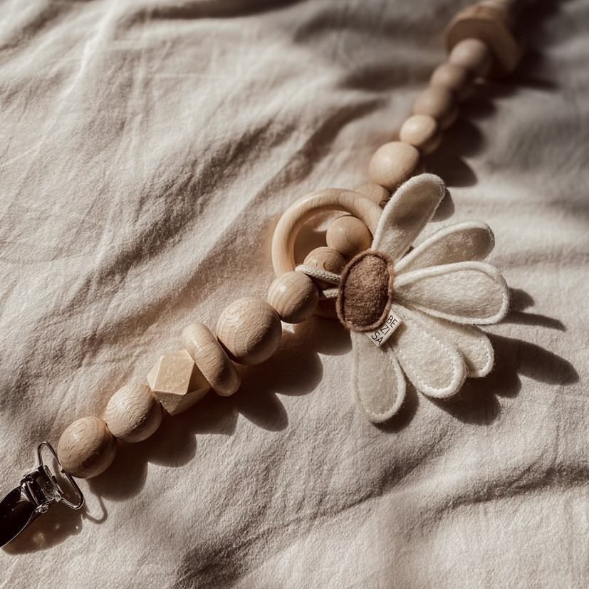 Kinderwagenkette aus Holz - DAISY Blume - little something