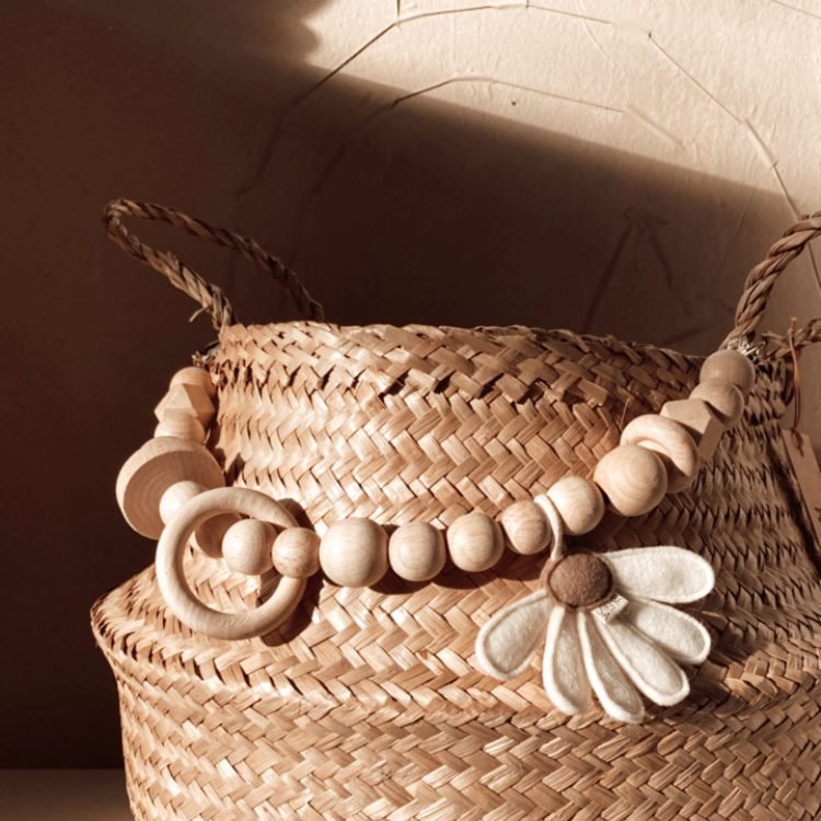 Kinderwagenkette aus Holz - DAISY Blume - little something
