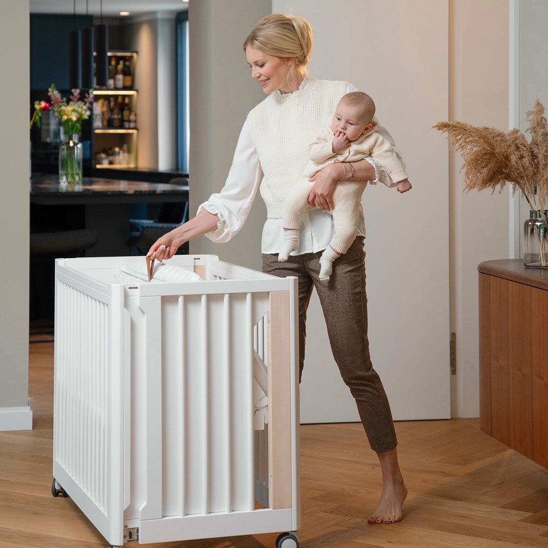 MoveMi® Babybett + Laufstall (inkl. Umbaumset in ein Beistellbett) - little something