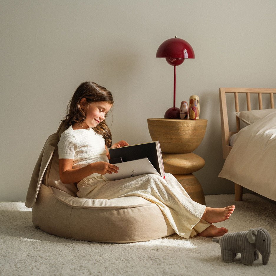 Sitzkissen Samt mit Hasenohren "Bunny Beanbag Dusty Beige" - little something