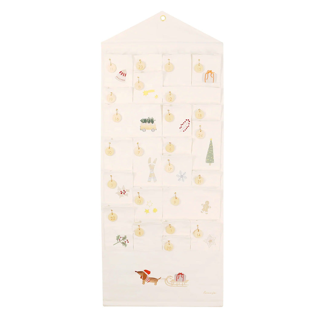 Adventskalender aus Stoff mit gestickten Illustrationen - little something