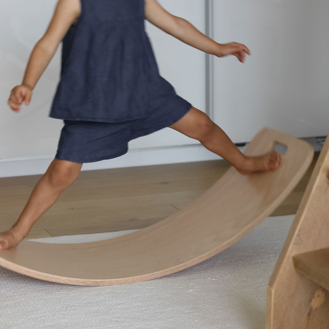 Schaukelpferd inkl. Balance-Board „Rocking Horse Perfect Arc“