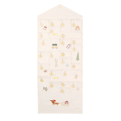 Adventskalender aus Stoff mit gestickten Illustrationen - little something