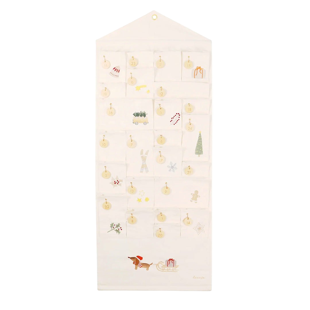 Adventskalender aus Stoff mit gestickten Illustrationen