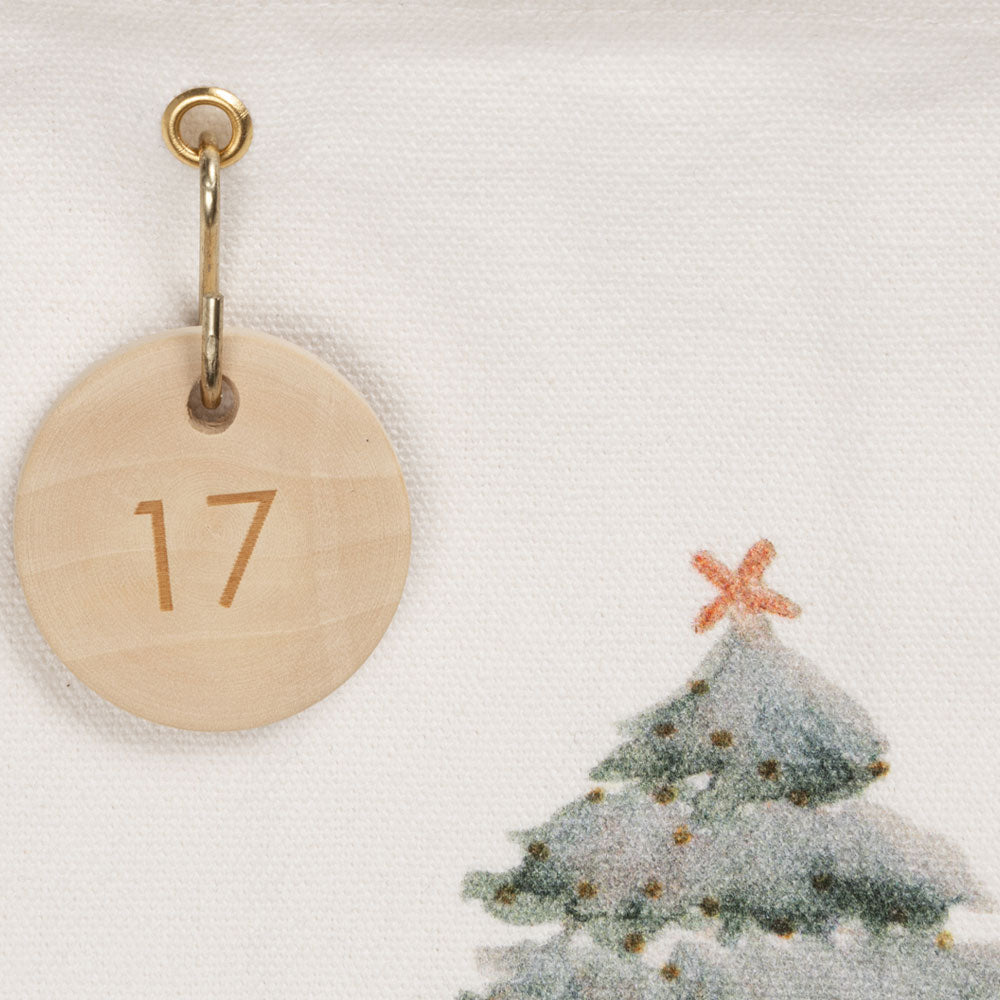 Adventskalender aus Stoff mit Illustrationen - little something