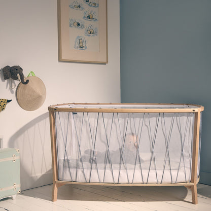 Babybett &quot;KIMI&quot; Lichen (mint) (umbaubar in ein offenes Babybett) - little something