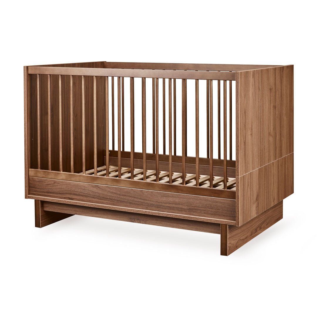 Babybett Kyo - Walnut 120x70cm - little something