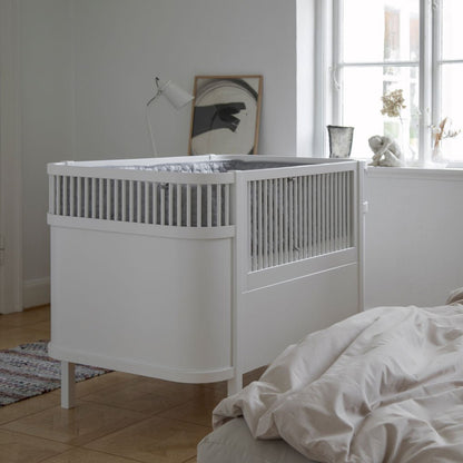 Babybett Sebra (inkl. Umbaumöglichkeit in ein Kinderbett) - Classic White - little something