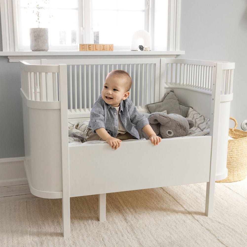 Babybett Sebra (inkl. Umbaumöglichkeit in ein Kinderbett) - Classic White - little something