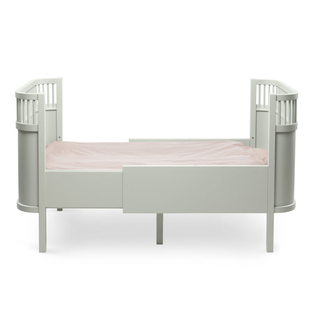 Babybett Sebra (inkl. Umbaumöglichkeit in ein Kinderbett) - Mist Green - little something