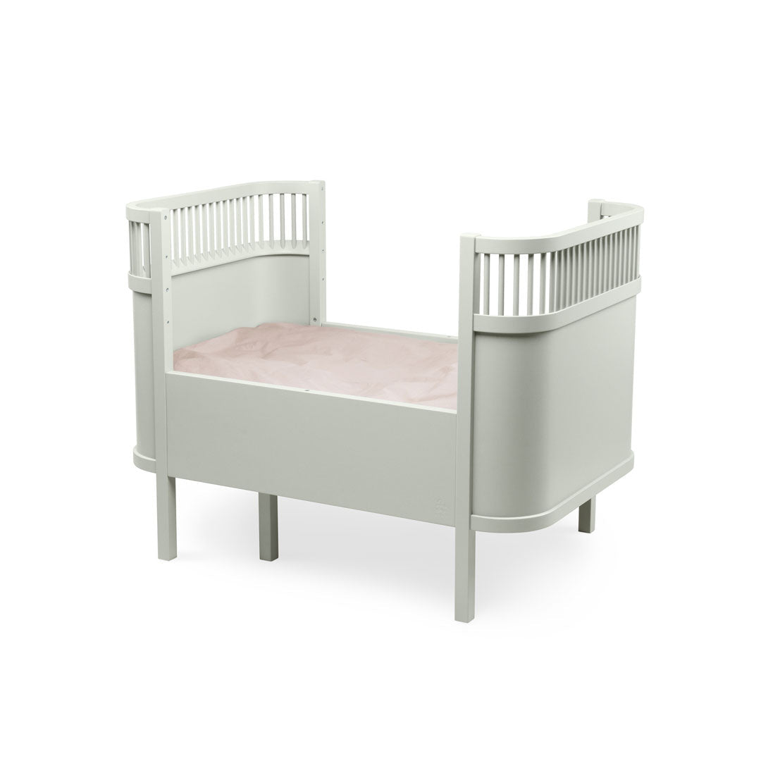 Babybett Sebra (inkl. Umbaumöglichkeit in ein Kinderbett) - Mist Green - little something