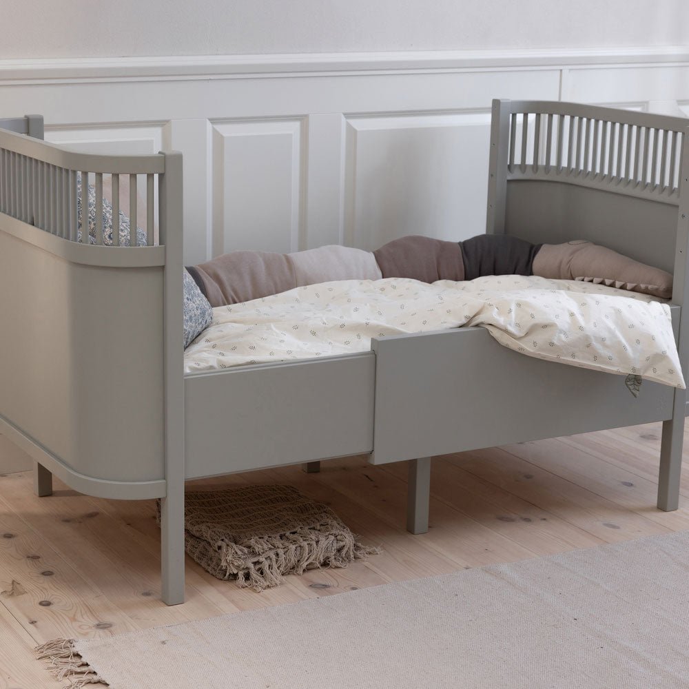 Babybett Sebra (inkl. Umbaumöglichkeit in ein Kinderbett) - Stone Grey - little something