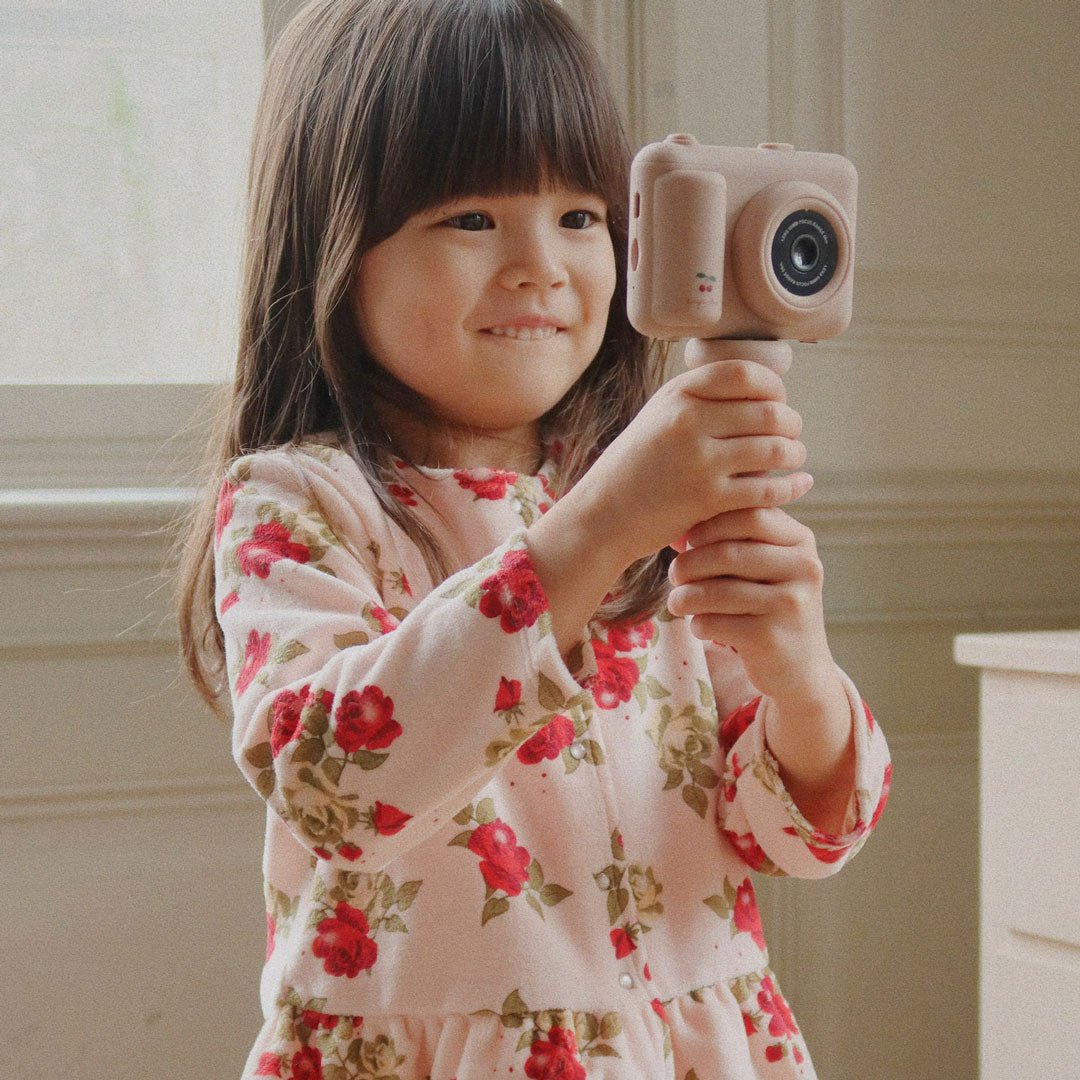 Digitalkamera für Kinder &quot;My First Camera&quot; - Cherry - little something