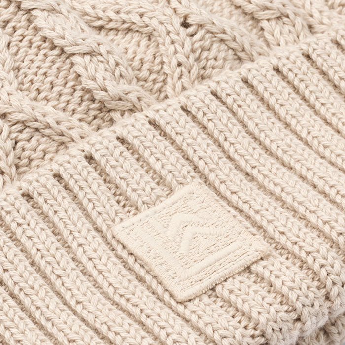 Ezra Beanie mit Zopfmuster - Sandy - little something