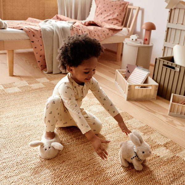 Laufender Hase "Dev Rabbit Motoric Teddy" - little something