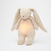 Moonie Hase 2.0 Organic Nachtlicht, Einschlafhilfe & Kuscheltier - Sand natur - little something