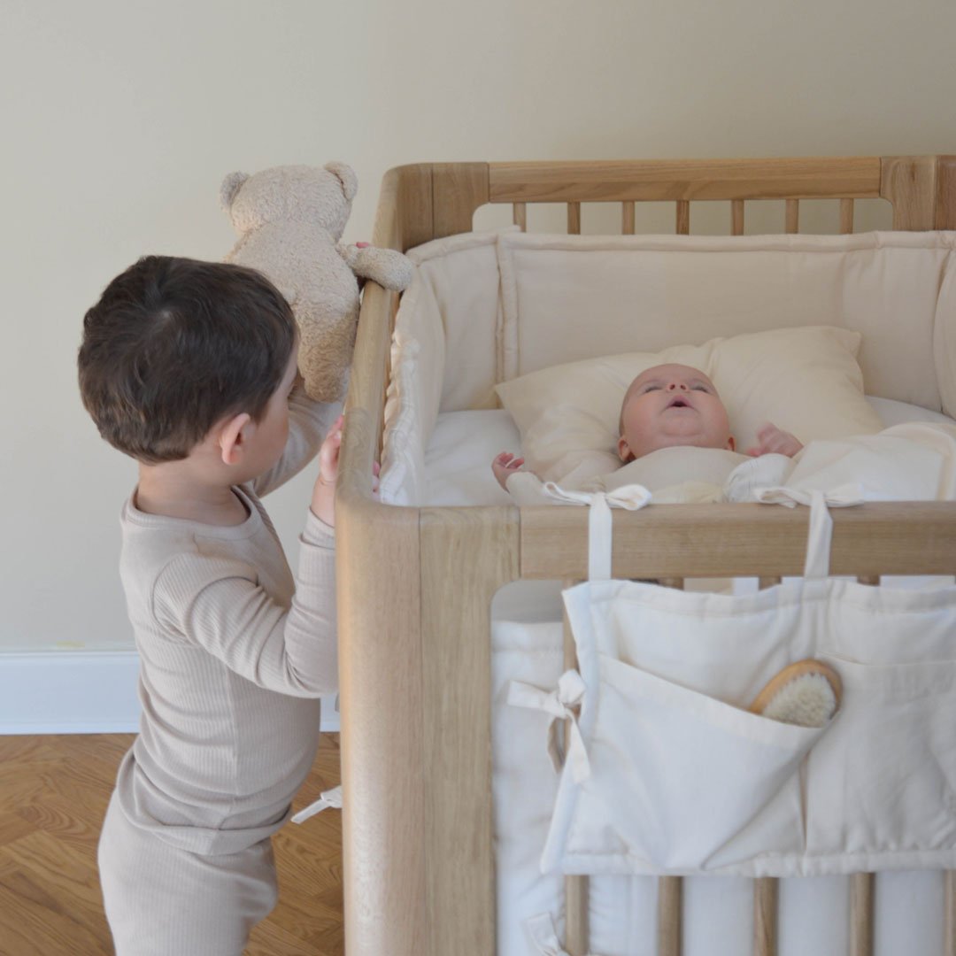 Nature Babybett 2.0 - Eiche 124,5x72,5cm (inkl. Umbauset in ein Kinderbett 164,5x72,5cm) - little something
