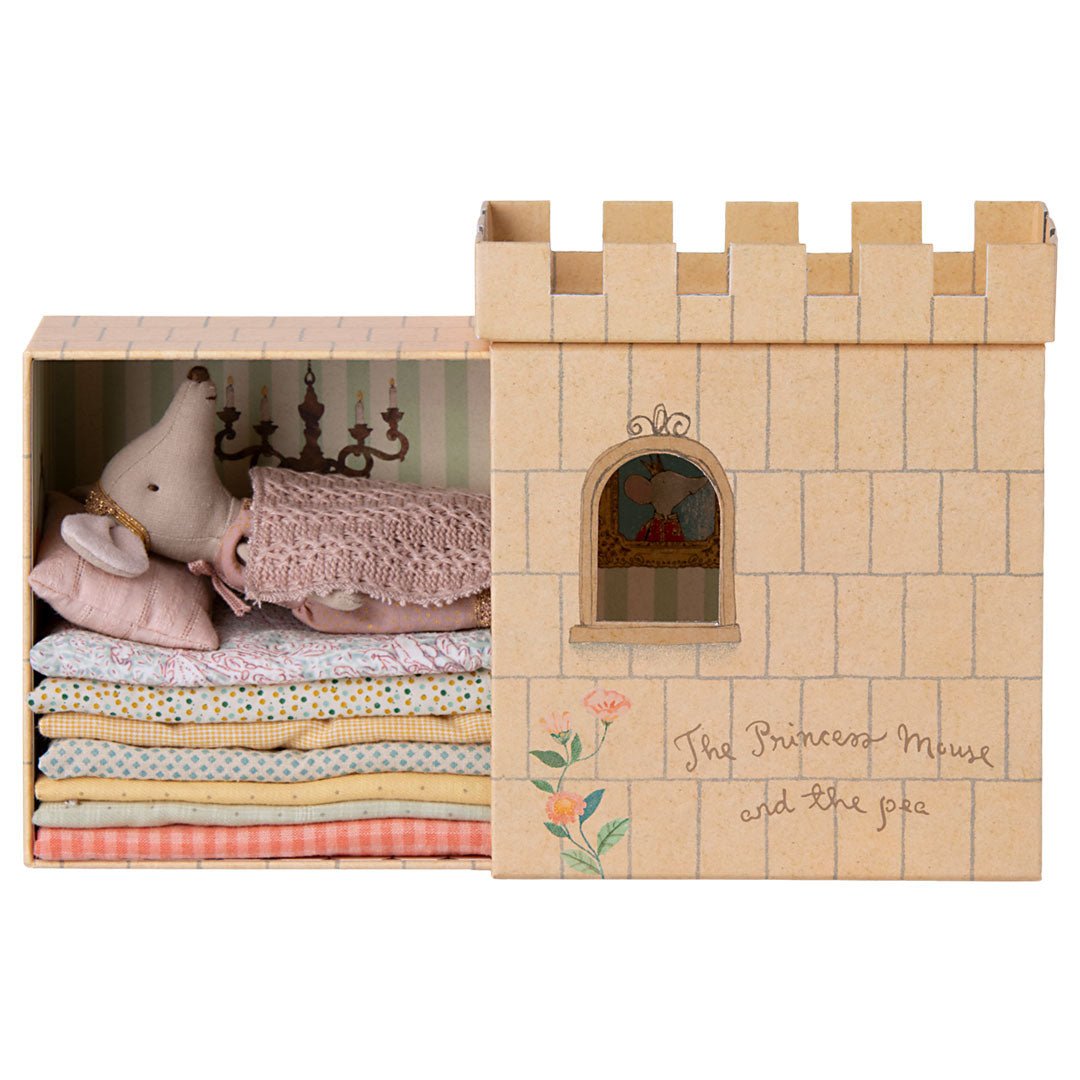 Prinzessin auf der Erbse, Große Schwester Maus - little something