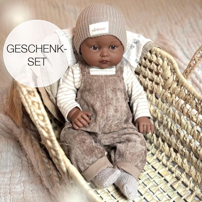 Puppe Bambini "Augustin" 47cm inkl. Herbst - Kleidung - little something