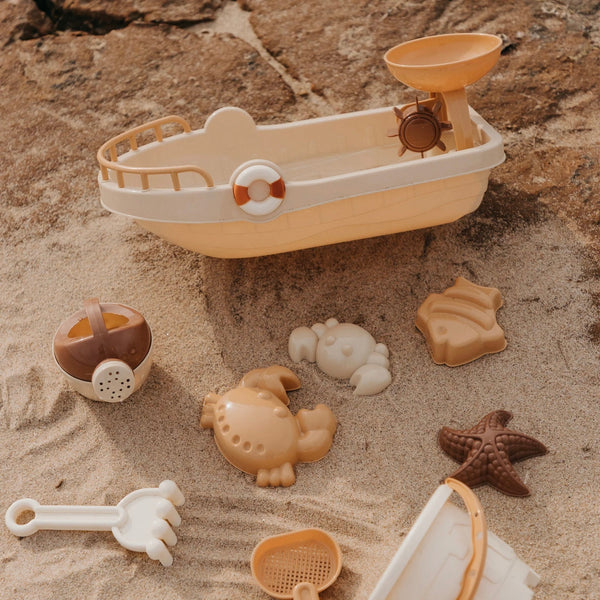 Sandspielzeug Boot "All Aboard" 14-teilig - little something