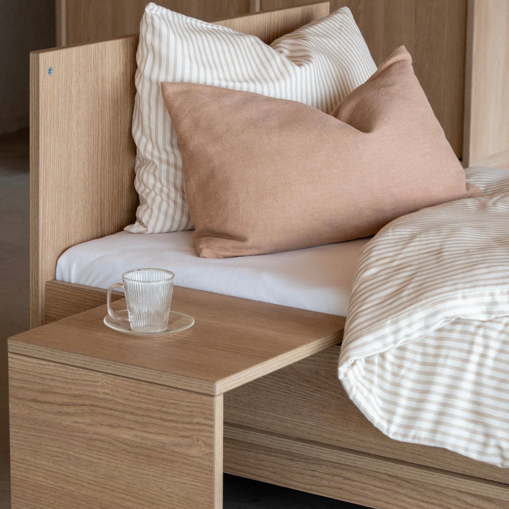Umbauset "Junior Kit" Kyo - Honey Ash vom Babybett 120x70 oder 140x70cm zum Juniorbett 170x70cm inkl. Nachttisch - little something