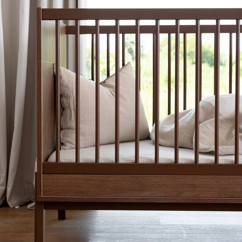 Babybett Ashi - Chestnut 120x60cm - little something