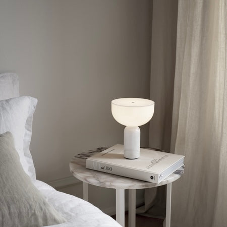 Tischlampe Kizu Portable Marmor weiß
