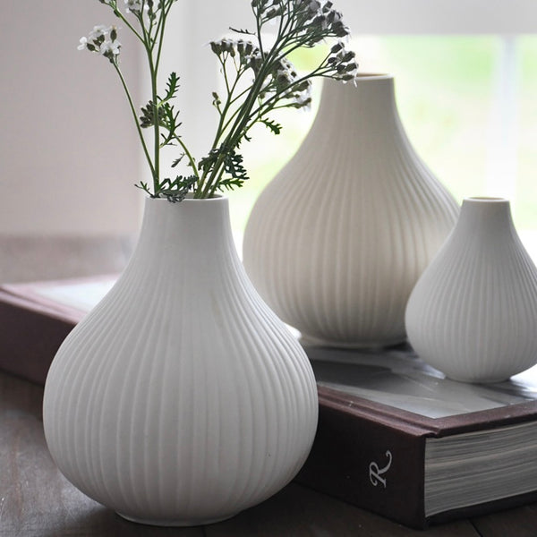 Ekenäs Vase aus Keramik Large weiß 14cm