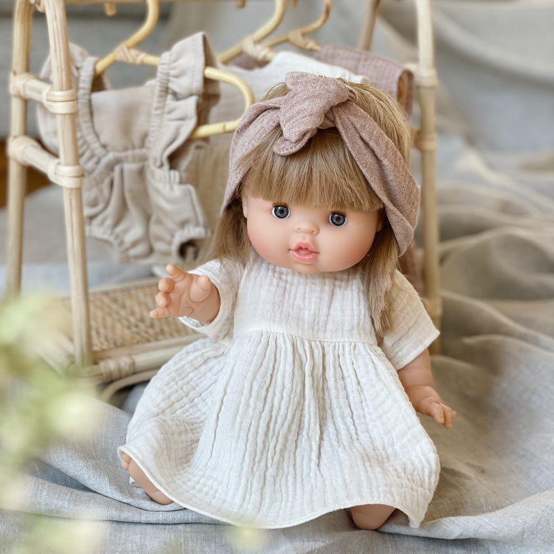 Puppe "Yze" 34cm mit blonden Haaren und blauen Augen - little something